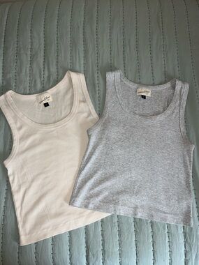 Two Tank Tops - Cream & Light Gray